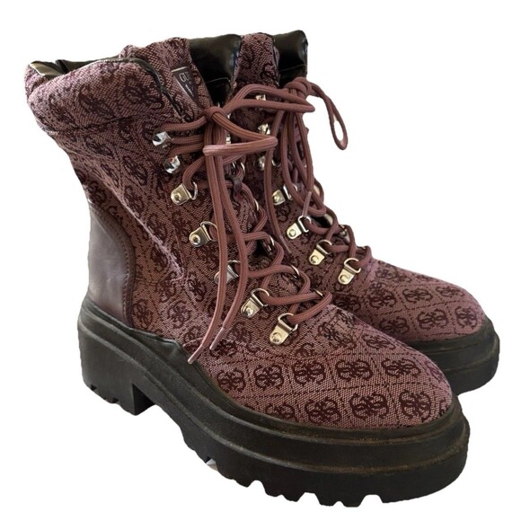 Sz 9.5 Guess Women’s Vaney Logo Pattern Combat Biker Boots Burgundy New - Picture 2 of 12